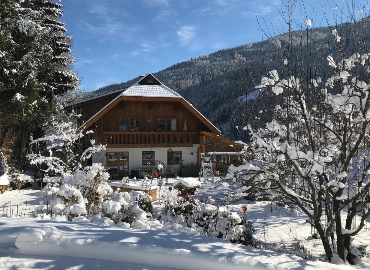 Ferienwohnung Haus Lindenkreuz Bad Kleinkirchheim Exterior foto