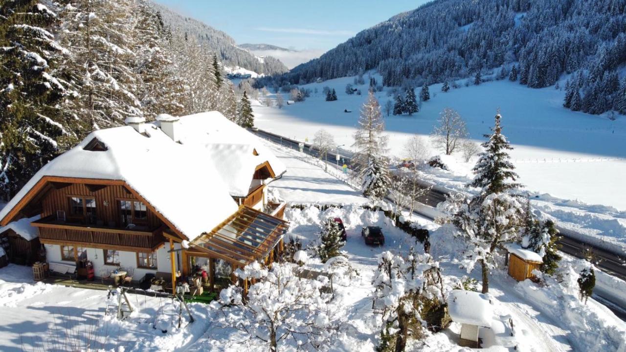 Ferienwohnung Haus Lindenkreuz Bad Kleinkirchheim Exterior foto